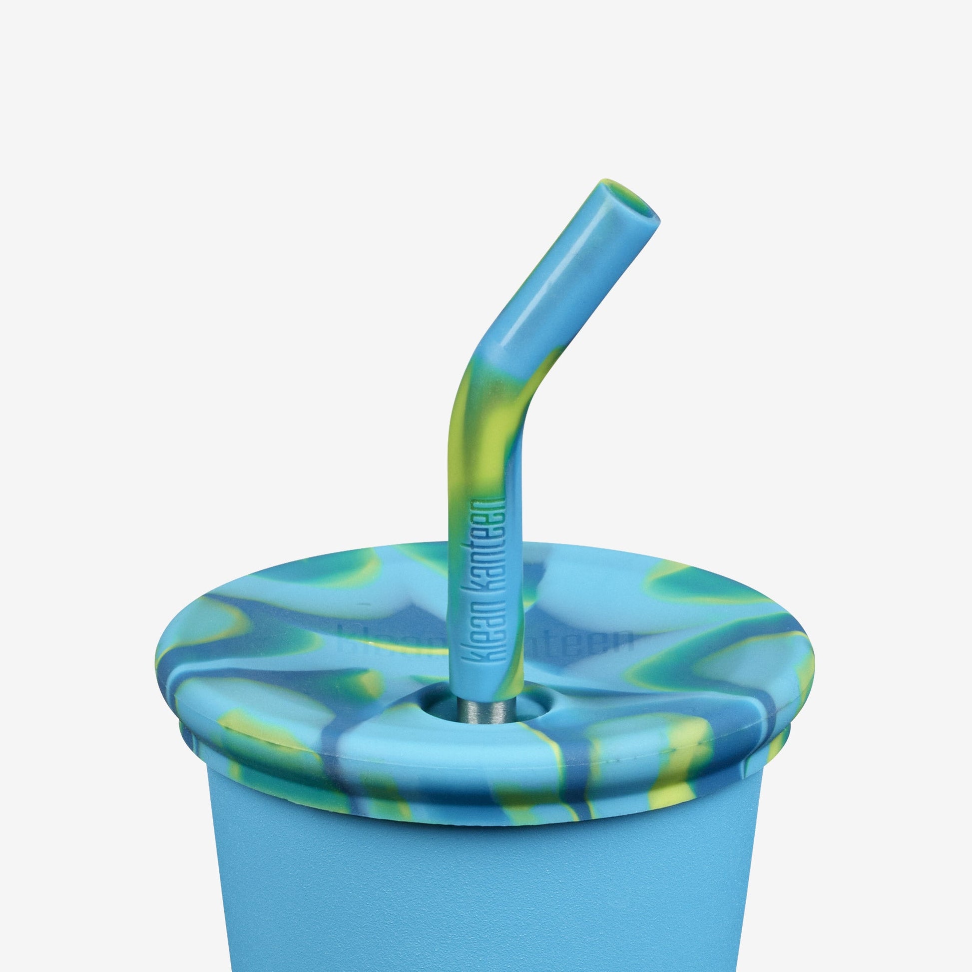 kid-s-cup-straw-lid-2-pack-u4 10oz_Kid_Cup_HawaiianOcean_CloseUp_17af87f2-930a-4334-802c-8f29518f291a.jpg