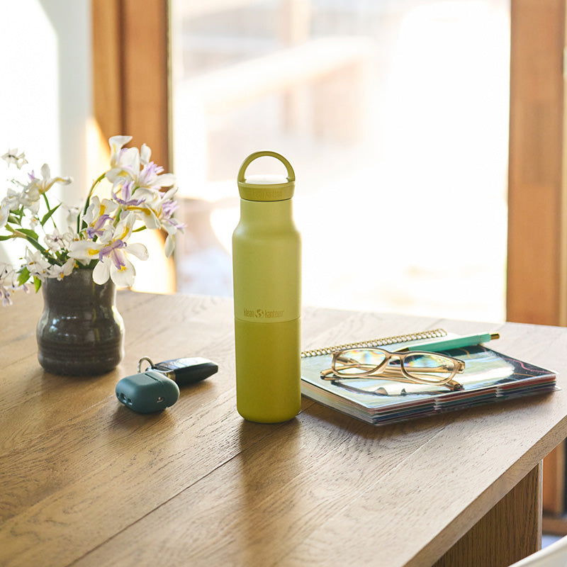 12oz-rise-classic-with-arch-loop-cap-b5 12oz_rise_classic_insulated_acacia_table_square.jpg