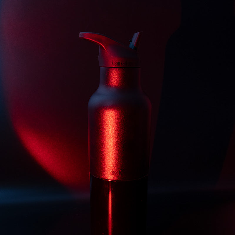 20oz-rise-classic-may-the-4th-v3 20oz_rise_classic_may_the_fourth_starwars_black_bottle_redglow_square.jpg