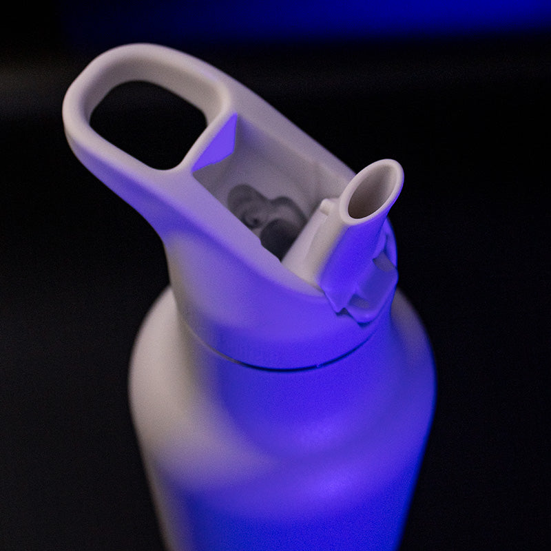 20oz-rise-classic-may-the-4th-v3 20oz_rise_classic_may_the_fourth_starwars_white_bottle_flipseal_square.jpg