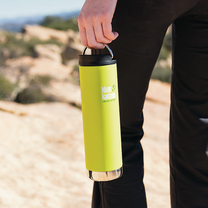 tkwide-cafe-cap-d4 K20TKWPCC-JP-cafecap-loop-hiking_lifestyle.jpg