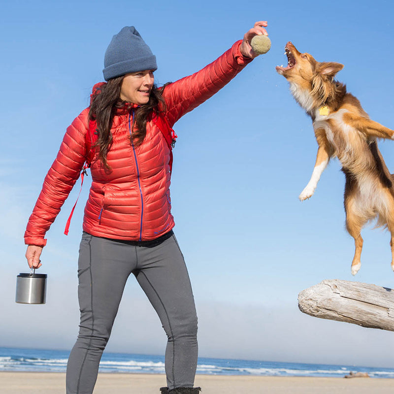 32oz-tkcanister-food-container-a3 food_canister_32oz_girl_beach_dog_jump_square.jpg
