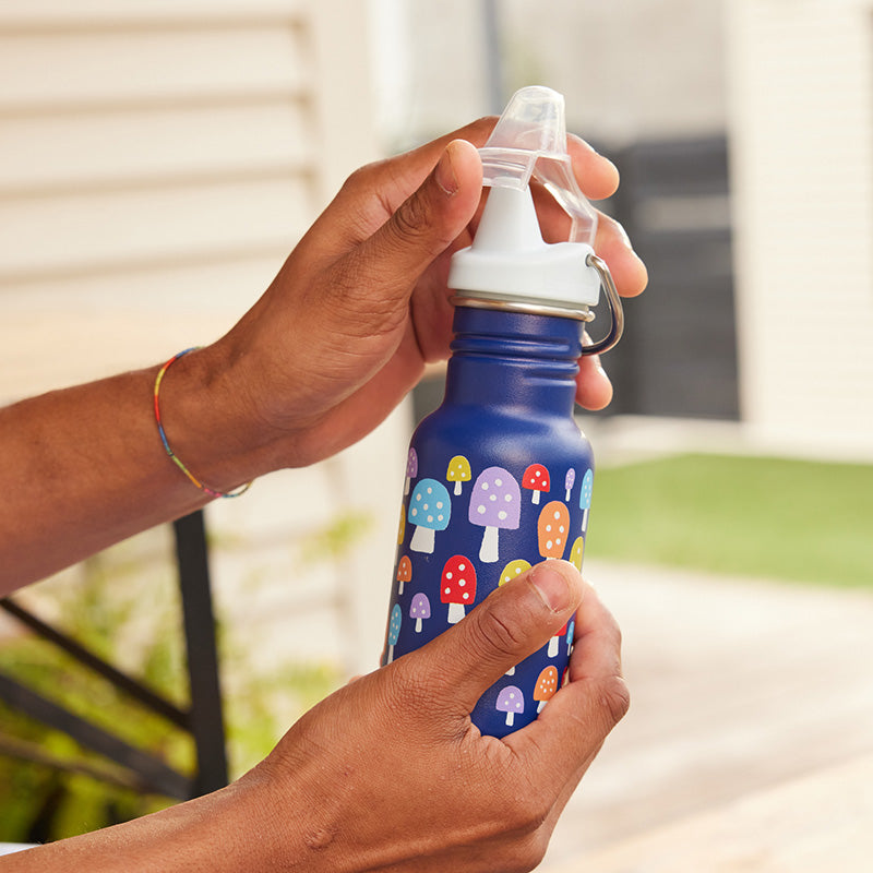 12oz-kid-s-classic-sippy-j3 kid_sippy_12oz_closeup_dustcover_square.jpg