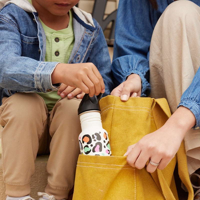 12oz-kid-s-classic-with-flip-seal-sport-cap-c1 kid_sport_flip_seal_12oz_bag_pull_square.jpg