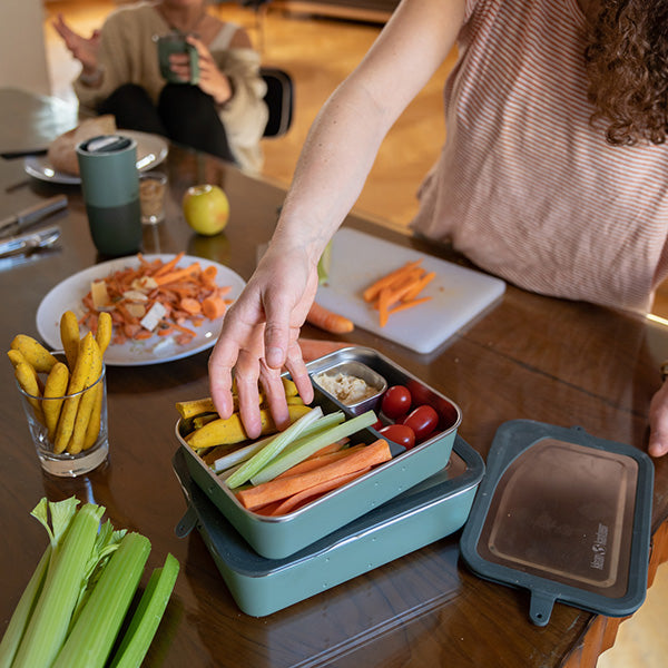55oz-rise-food-box-big-meal-h0 rise_food_lunch_box_big_meal_veggie_dividers_square.jpg