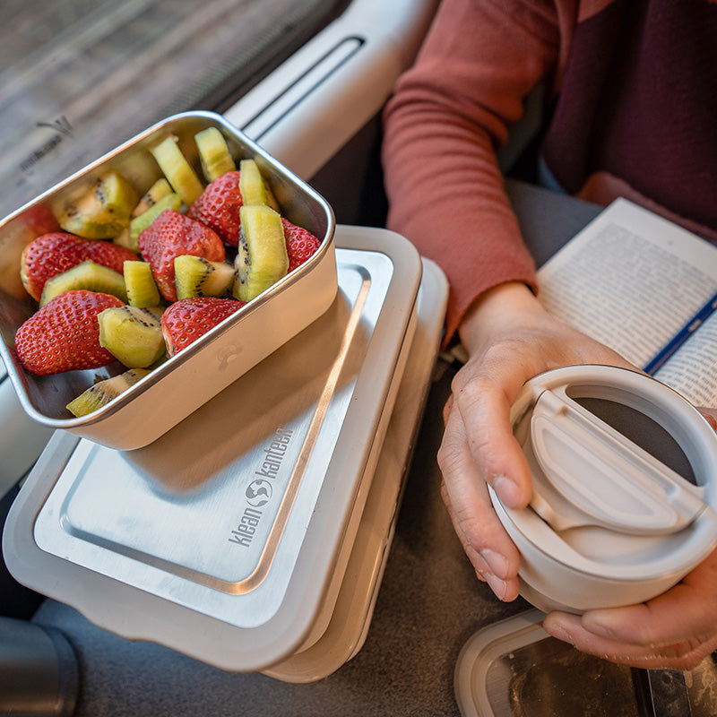 23oz-rise-food-box-lunch-c7 rise_food_lunch_box_lunch_tofu_train_fruit_tumbler_square.jpg