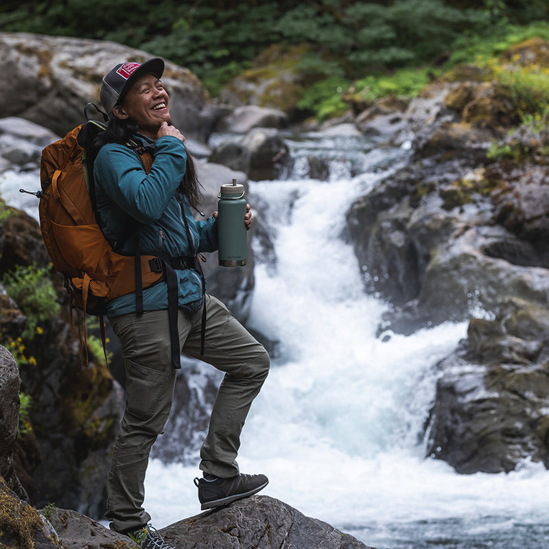 32oz-tkwide-with-twist-cap-z2 tkwide_32oz_insulated_bottle_twist_backpack_river_guy_square.jpg